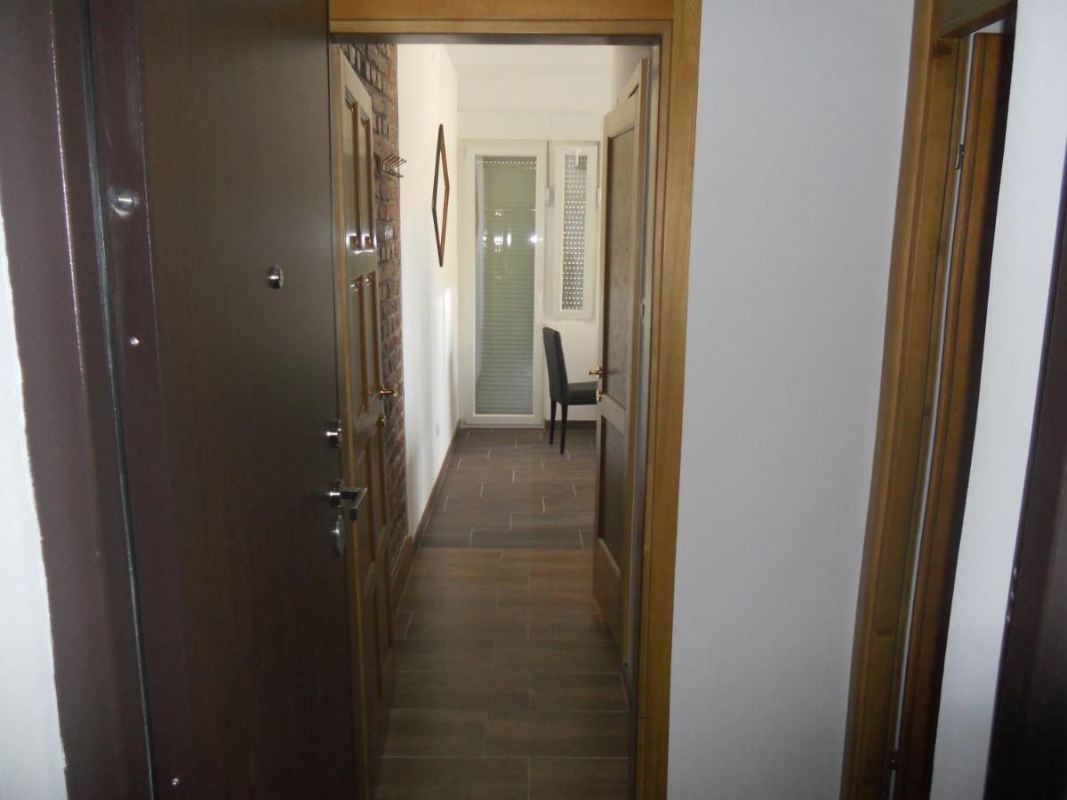 Apartmani Bonaca U Centru Niksica Exterior photo